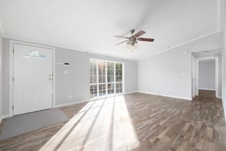548 Deer Haven Rd in Unicoi, TN - Building Photo - Building Photo