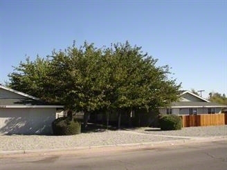 16206-16214 Juniper St in Hesperia, CA - Building Photo - Building Photo