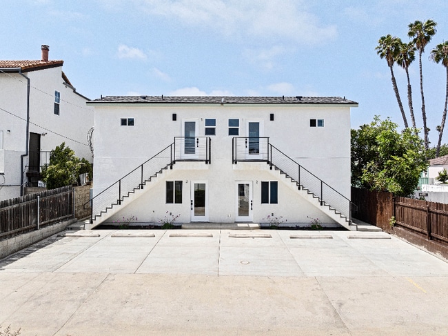 1953 Emerald St in San Diego, CA - Building Photo - Building Photo