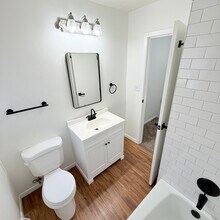 235 Hamilton Ave in Columbus, OH - Building Photo - Building Photo