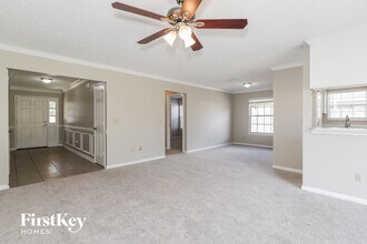 8029 Swamp Flower Dr in Jacksonville, FL - Building Photo - Building Photo