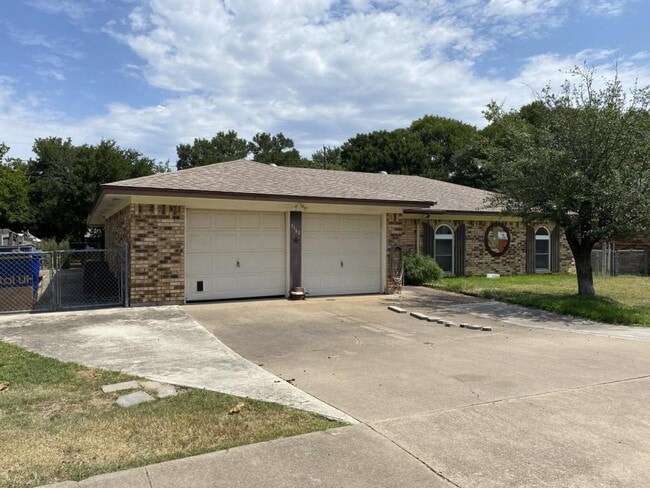 1122 Rhonda Lee St in Copperas Cove, TX - Building Photo - Building Photo