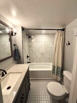 4600 Waverly Ave, Unit 10930 Clermont in Garrett Park, MD - Building Photo