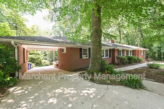 4 Estanolle St in Greenville, SC - Building Photo - Building Photo