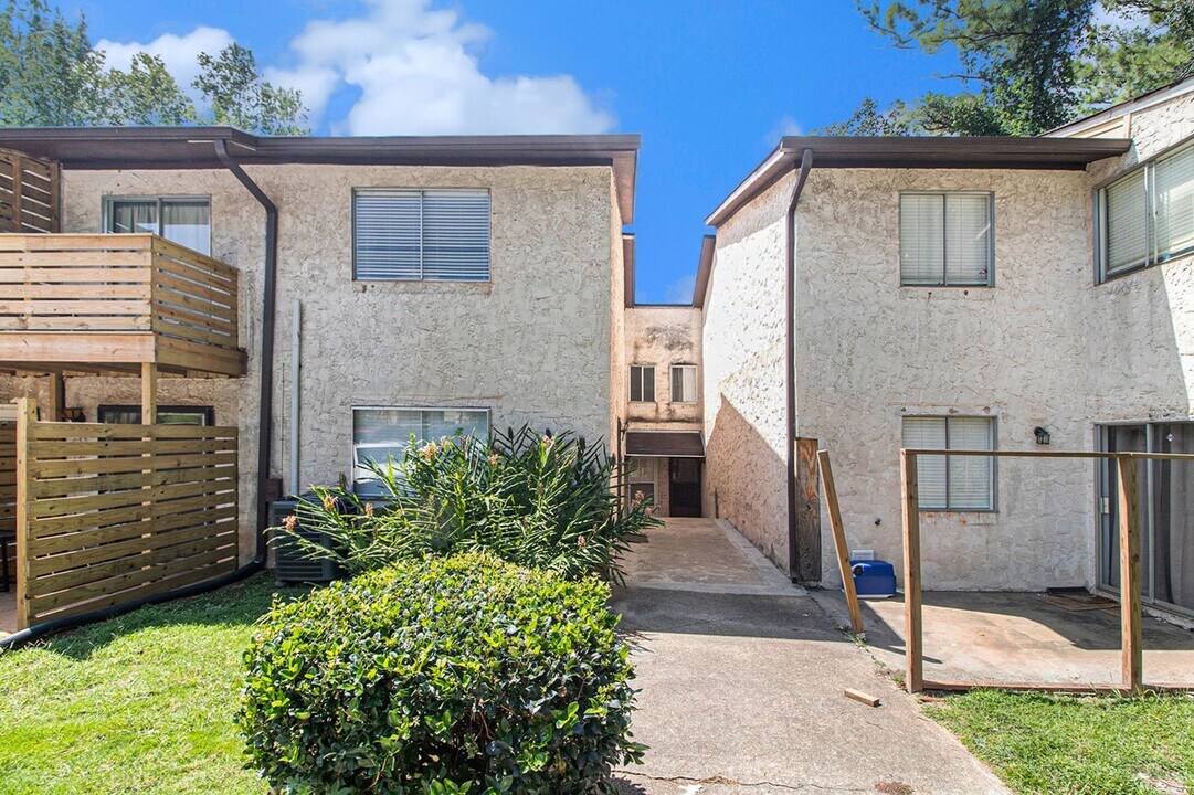 3782 Kensingwood Trace in Decatur, GA - Foto de edificio
