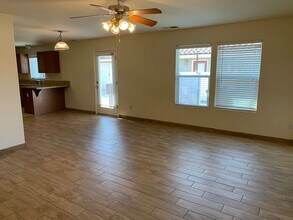 3933 W Cecil Ave in Visalia, CA - Building Photo - Building Photo