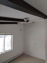 1100 W 53rd Ave, Unit Level Two in Anchorage, AK - Foto de edificio - Building Photo