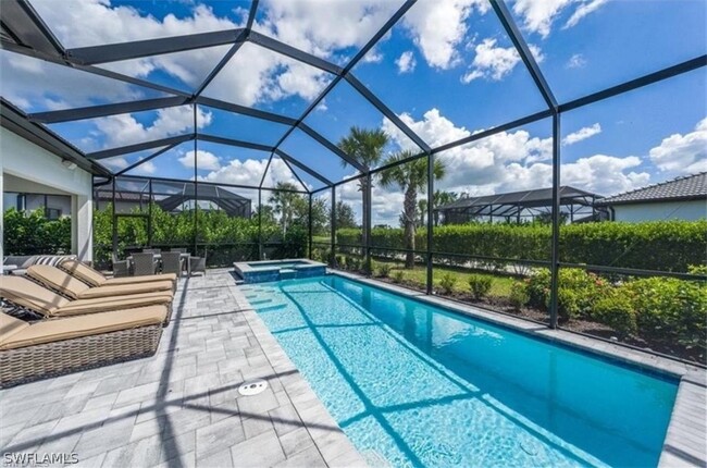 9644 Everglades Dr in Naples, FL - Building Photo - Building Photo