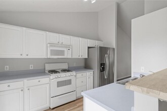 17737 Edna St in Omaha, NE - Building Photo - Building Photo