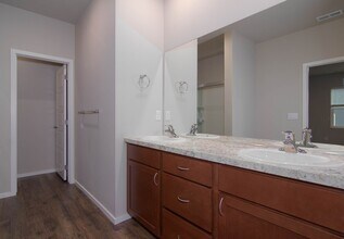 5507 W Georgetown Ln in Spokane, WA - Building Photo - Building Photo