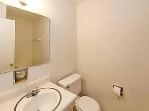 226 Danby Dr in Winston-Salem, NC - Building Photo - Building Photo