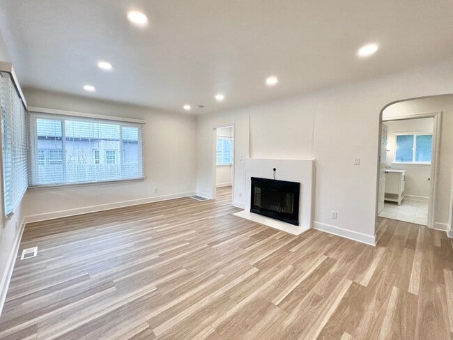 5332 NE 26th Ave in Portland, OR - Foto de edificio - Building Photo