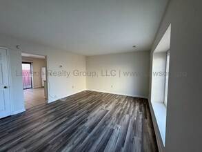 Richelieu Place Apartments in Roanoke, VA - Building Photo - Interior Photo