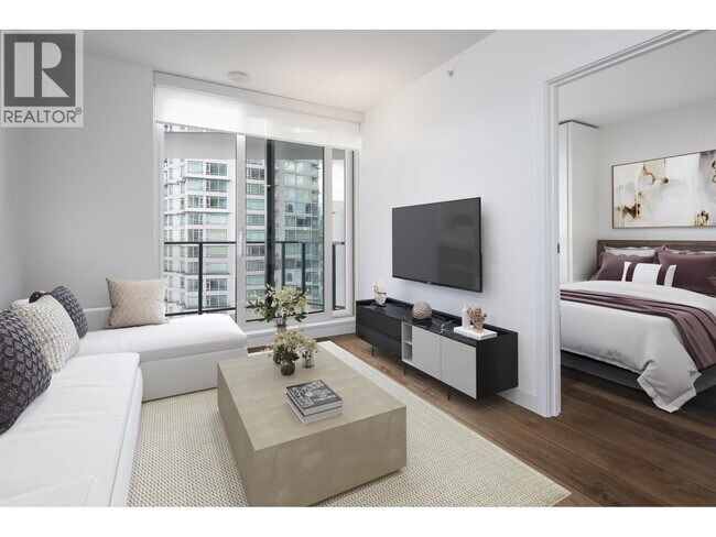 620 Cardero St in Vancouver, BC - Building Photo - Building Photo