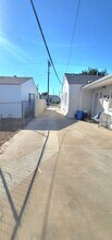 712 S 8th St in Alhambra, CA - Building Photo - Building Photo