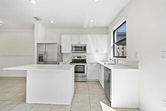 11763 SW 246 Terrace in Homestead, FL - Foto de edificio - Building Photo