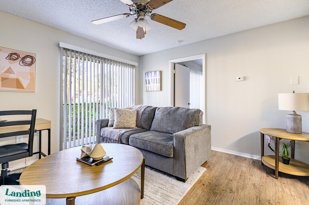 1000 Palm Pl Dr NE, Unit 1713 in Palm Bay, FL - Building Photo