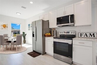 9414 Anita Ave in Englewood, FL - Building Photo - Building Photo