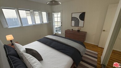 423 Rexford Dr-Unit -105 in Beverly Hills, CA - Building Photo - Building Photo