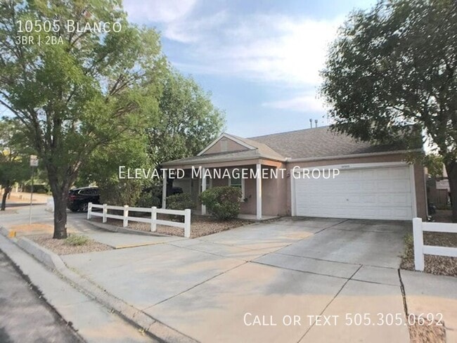 10505 Blanco Dr NW in Albuquerque, NM - Building Photo - Building Photo