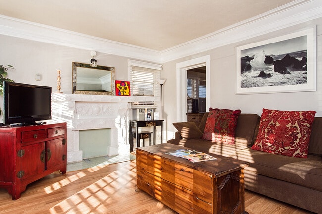 1764 Vista del Mar Ave, Unit 1764