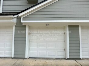 7067 Deer Lodge Cir in Jacksonville, FL - Building Photo - Building Photo