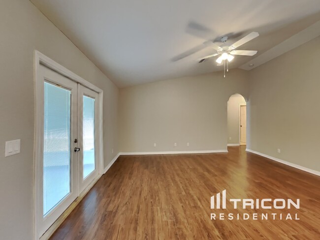 1240 Fleetwood Dr NW in Port Charlotte, FL - Building Photo - Building Photo