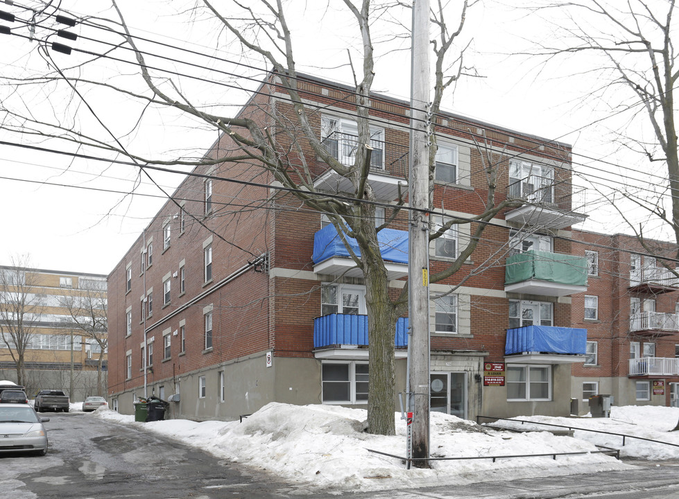 2940 Barclay in Montréal, QC - Building Photo