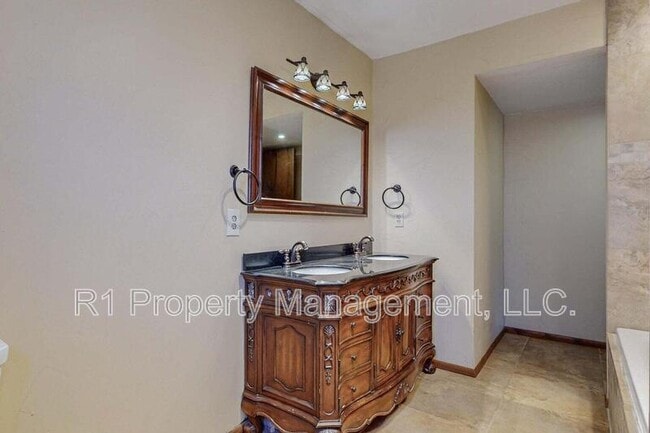 501 Calle del la Angel in Bernalillo, NM - Building Photo - Building Photo