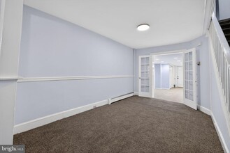 354 E 6th Ave in Conshohocken, PA - Building Photo - Building Photo