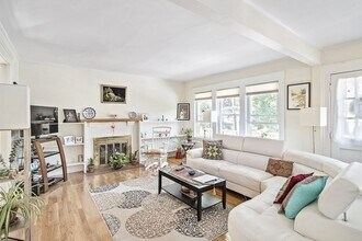 61 Payson Rd in Belmont, MA - Building Photo - Building Photo