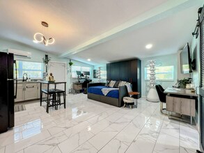 1245 Catalpa Ln in Orlando, FL - Building Photo - Building Photo