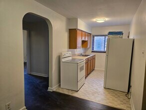 539 Hadley Ave, Unit 2 in Kettering, OH - Building Photo - Building Photo