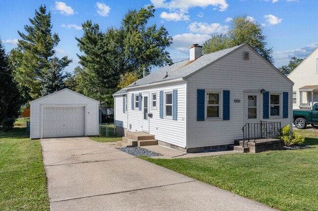 1050 5th St in Marion, IA - Building Photo - Building Photo
