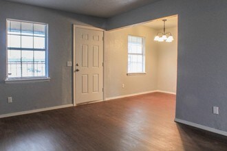 South Shore Apartments in Oklahoma City, OK - Building Photo - Building Photo