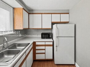 2295 E Asbury Ave, Unit 101 in Denver, CO - Building Photo - Building Photo