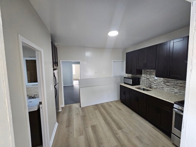 8905 215th St, Unit FL 1