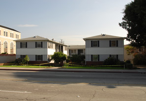 824 S Garfield Ave Apartments