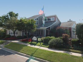 Mallard Landing Apartments in Dayton, OH - Building Photo - Building Photo