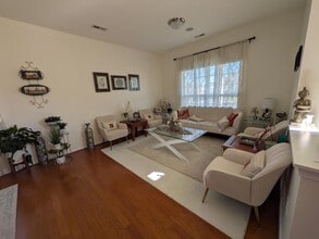 2102 Big Pine Dr in Matthews, NC - Building Photo - Building Photo