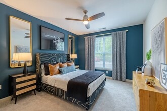 1701 North in Chapel Hill, NC - Foto de edificio - Building Photo