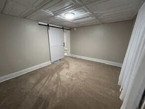 2114 Cherry St, Unit 502 Realty LLC in Erie, PA - Foto de edificio - Building Photo