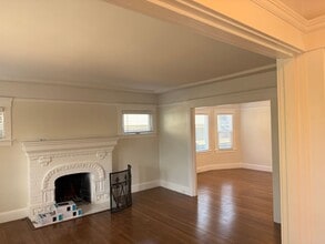 616 N Claremont St in San Mateo, CA - Building Photo - Building Photo