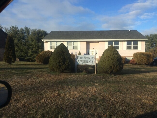property at 1441 Cora Ln