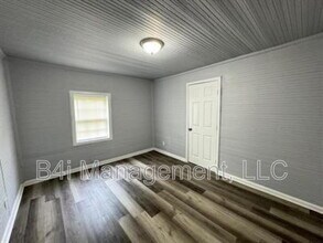 129 Watts St in Barnesville, GA - Building Photo - Building Photo