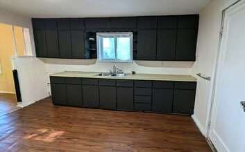 1237 Francis Ave in Muskegon, MI - Building Photo - Building Photo