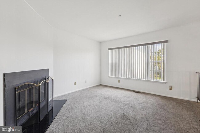 5715 Regency Ln in District Heights, MD - Building Photo - Building Photo