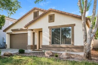 1649 E Leslie Ave in San Tan Valley, AZ - Building Photo - Building Photo