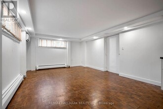 173 Quebec Ave in Toronto, ON - Building Photo - Building Photo