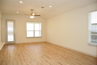 640 Peace Pipe Way in Georgetown, TX - Building Photo - Building Photo